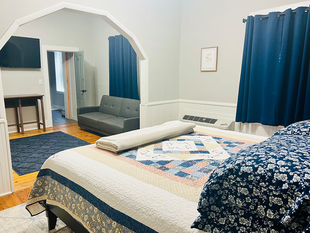 Tellico_Plains_Inn-Babcock-1